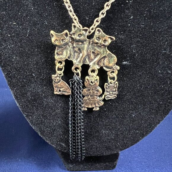 Vintage-Inspired Cat Jewelry Set - Necklace Bracelet & Watch - Gold-Tone Cat Cha - Picture 2 of 3